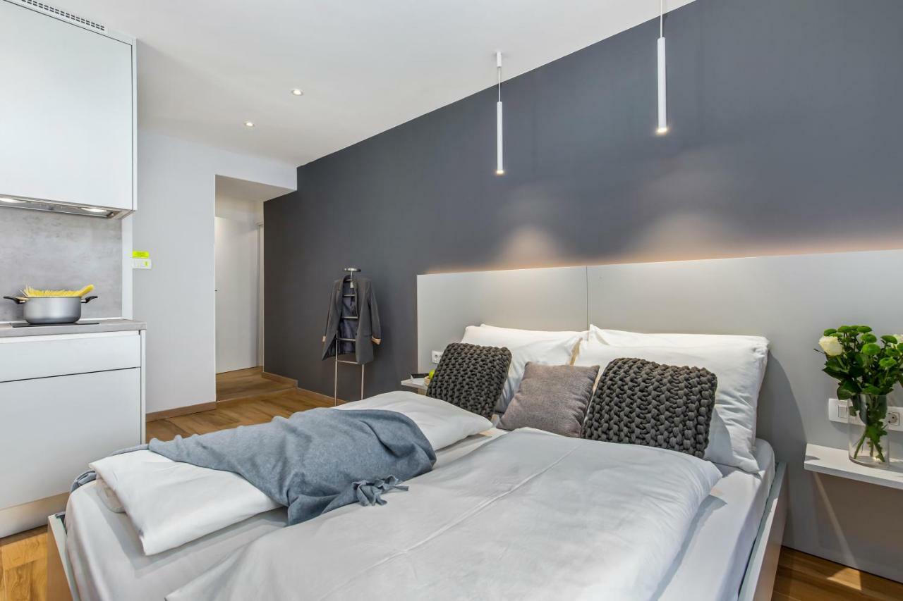 Incenter Apartments Рийека Екстериор снимка
